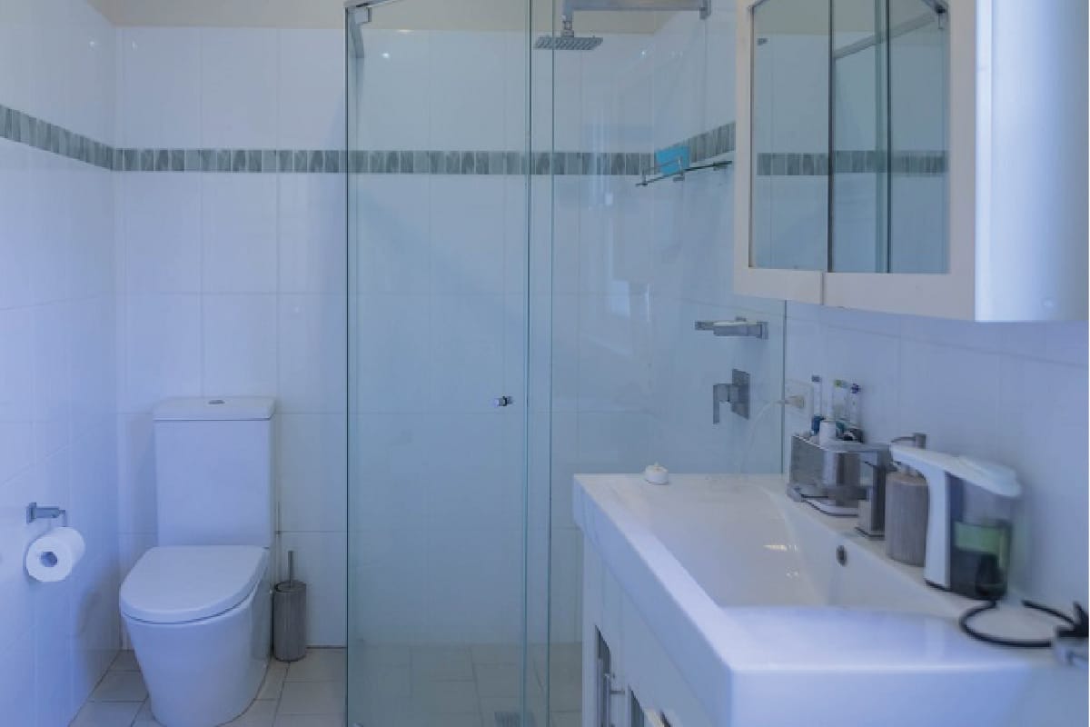  turramurra-bathroom-before-1